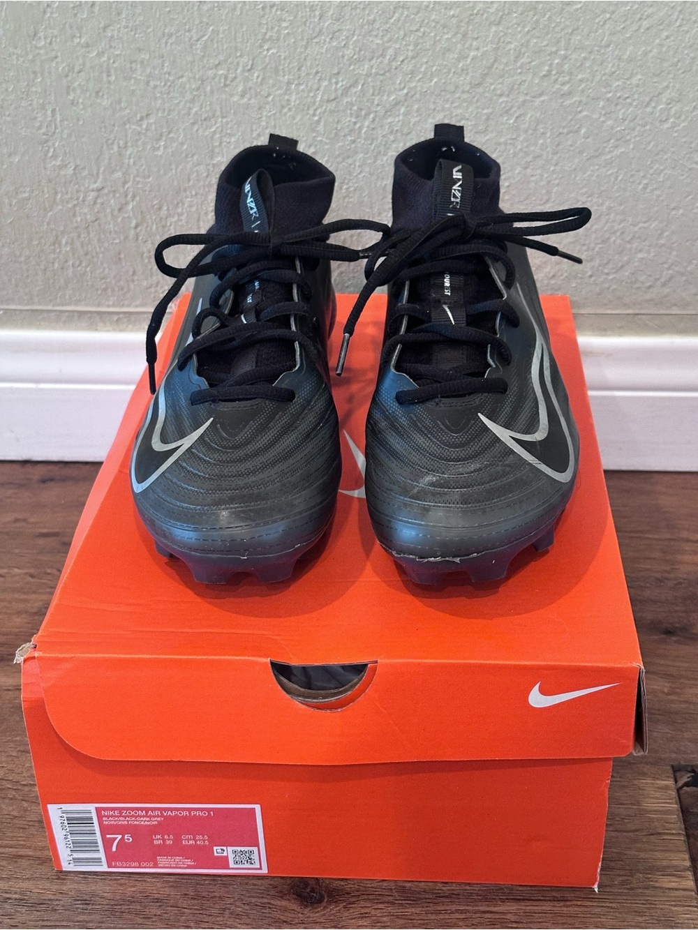 Nike Zoom Air Vapor Pro 1 Football Cleats Men 7.5